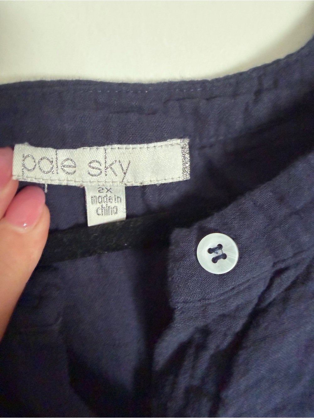 Button-Front Navy Crop Top with Tie Hem - Picture 3 of 5